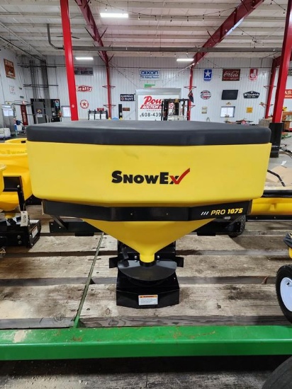 New SnowEx Pro 1075 Tailgate Salt Spreader