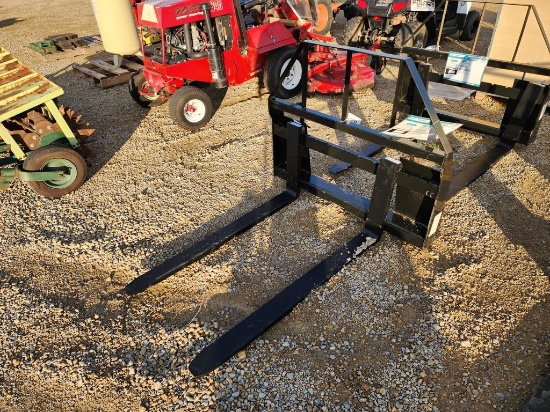 New Agrotk 48" Pallet Forks