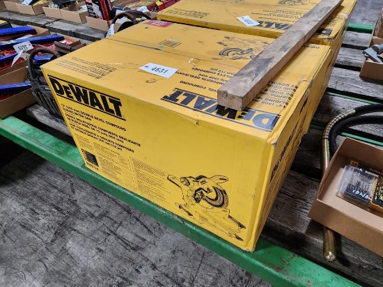 Dewalt DWS779 12" Compound Miter Saw
