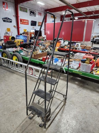 Platform Ladder