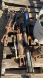 (4) HYDRAULIC CYLINDERS