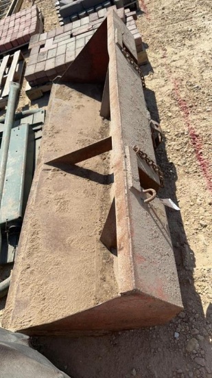 7' MATERIAL BUCKET