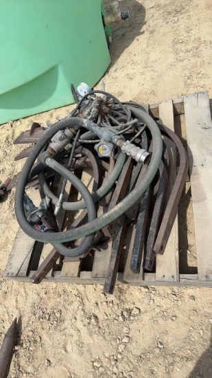 (11)  ANHYDROUS SHANKS WITH SUPPLY HOSE