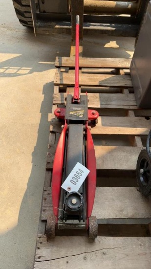 2 1/2 TON FLOOR JACK - LIKE NEW