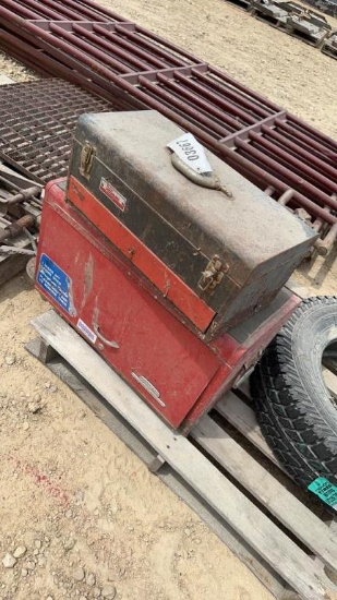 PAIR TOOL BOXES