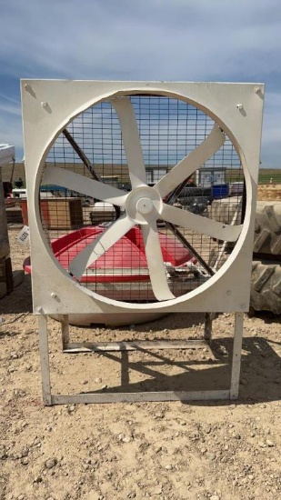 42" FAN ON STAND