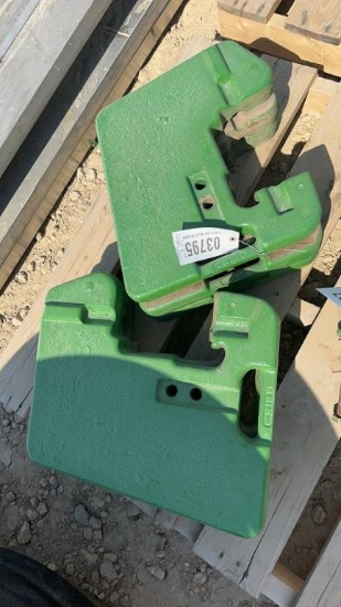 JOHN DEERE FRONT SUITCASE WEIGHTS