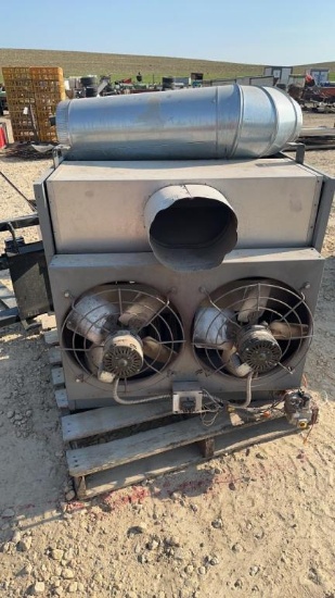 STERLING FURNACE - LP GAS 300,000 BTU