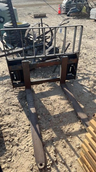 SKID LOADER PALLET FORKS