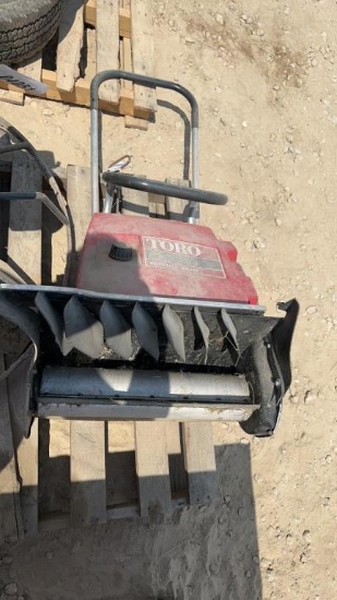 TORO SNOW BLOWER