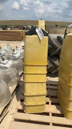 (6) JOHN DEERE 1.6 BU FIBERGLASS PLANTER HOPPERS
