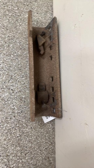ALLIS CHALMER FRONT WEIGHT BRACKET