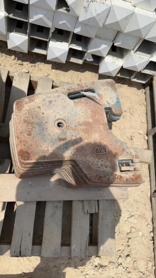 FORD-NEW HOLLAND FRONT SUITCASE WEIGHTS