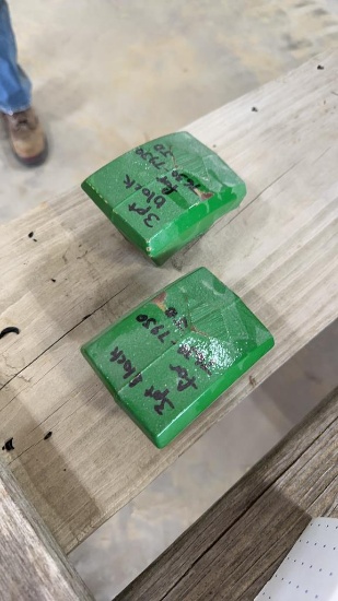 (2) 3 PT BLOCKS FOR JOHN DEERE 7630-7930