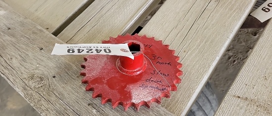 NEW IH 1044 CORN HEAD SLOW SPREAD SOCKET 30 TON