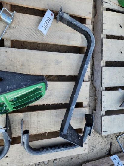 NEW HOLLAND MONITOR BRACKET FOR TRACTOR CAB