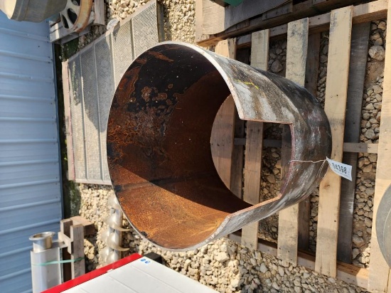 ROUND BLACK PIPE