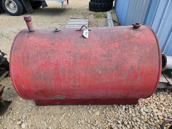 300 GALLON SKID BARREL WITH LEAKS