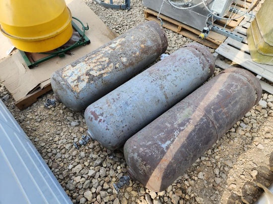 100 LB LP TANKS