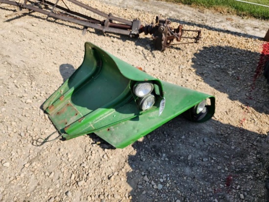 JOHN DEERE 1020 SERIES TRACTOR FENDERS