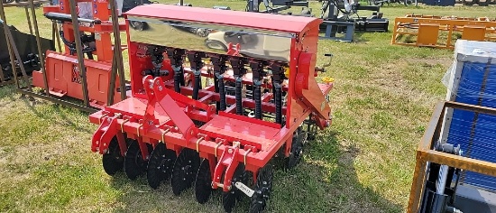 NEW AGT B7 FOOD PLOT SEEDER