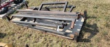 CATTLE GROOMING CHUTE