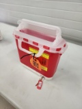 Sharps Container W/ Mount & Ket