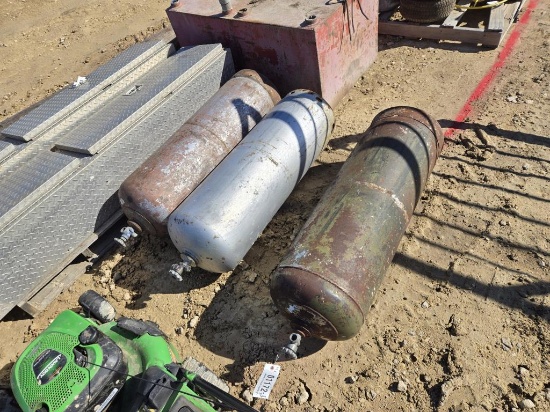 (3) 100# CYLINDERS