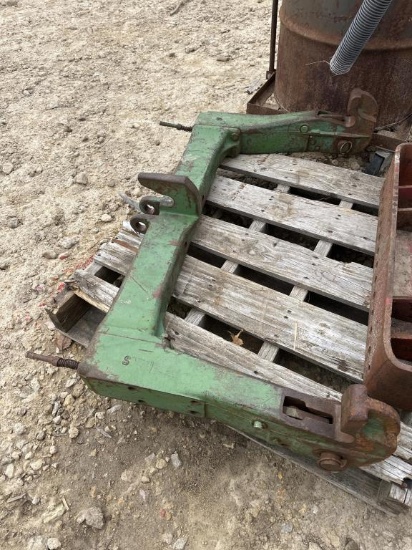 JOHN DEERE 3PT QUICK TACH
