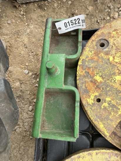 JOHN DEERE WEIGHT BRACKET