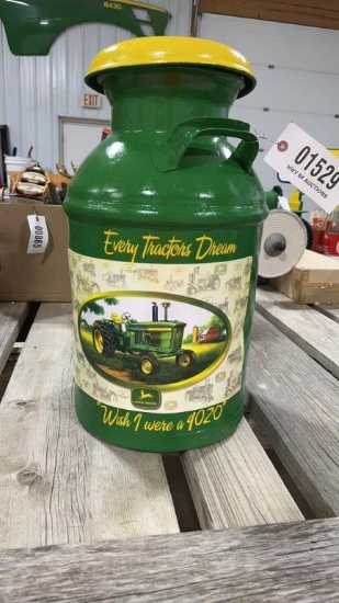 JOHN DEERE 4020 MILK CAN DECOR