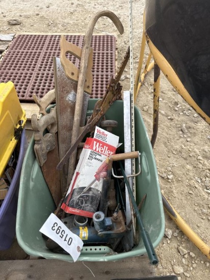 TOTE W/ MISCELLANEOUS SAWS & TOOLS