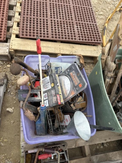 MISCELLANEOUS TOOLS & ORGANIZER IN TOTE