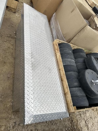 ALUMINUM TOOL BOX