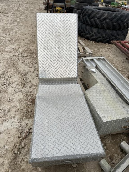 ALUMINUM TOOL BOX
