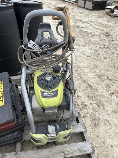 POWER WASHER W/ HONDA GAS ENGINE