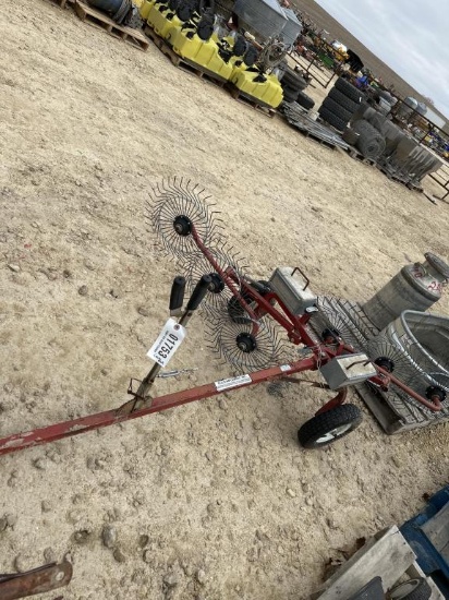 LAWN RAKE