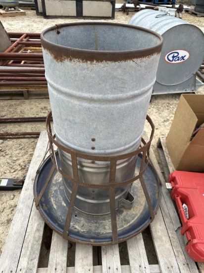 SMALL PIG FEEDER
