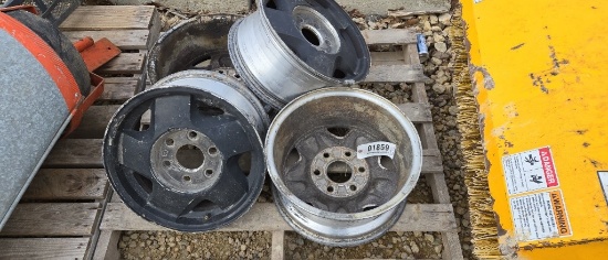 SET OF CHEVY 16" ALUMINUM RIMS