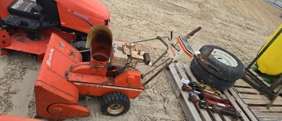 SIMPLICITY SNOW BUSTER 828 2 STAGE SNOW BLOWER