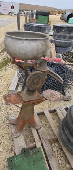 CREAM SEPARATOR