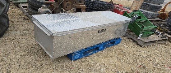 ALUMINUM TOOL CHEST