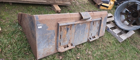 72" SKID LOADER BUCKET