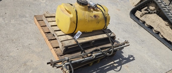 UTV SPRAYER WITH BOOMS