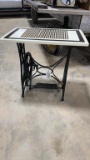 SEWING MACHINE TABLE WITH MIRROR