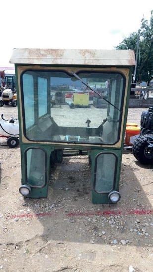 JOHN DEERE YEAR ROUND CAB