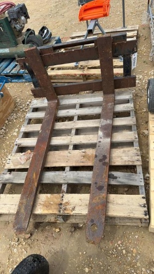 SKID STEER FORKS