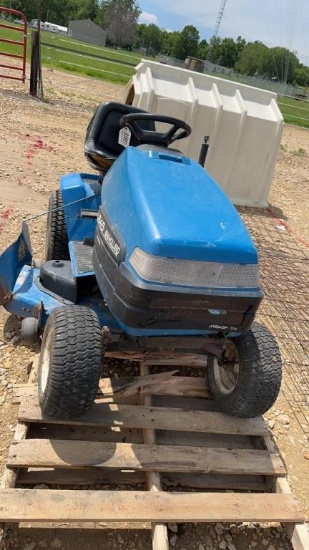 NEW HOLLAND RIDING MOWER LS45
