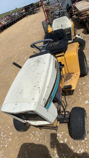 INTERNATIONAL 1720 MOWER