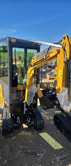 AGT H13R EXCAVATOR
